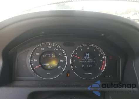 2011 Volvo Xc60 3.2 z USA, uszkodzony, nr VIN YV4940DZ9B2148141